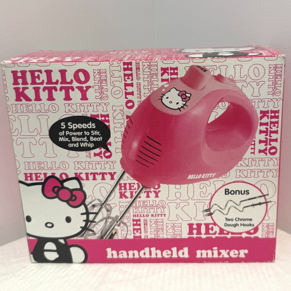 RARE UNUSED Hello Kitty Mixer 2012 Kitchen Hand Held 5 Speed APP-71209 Sanrio